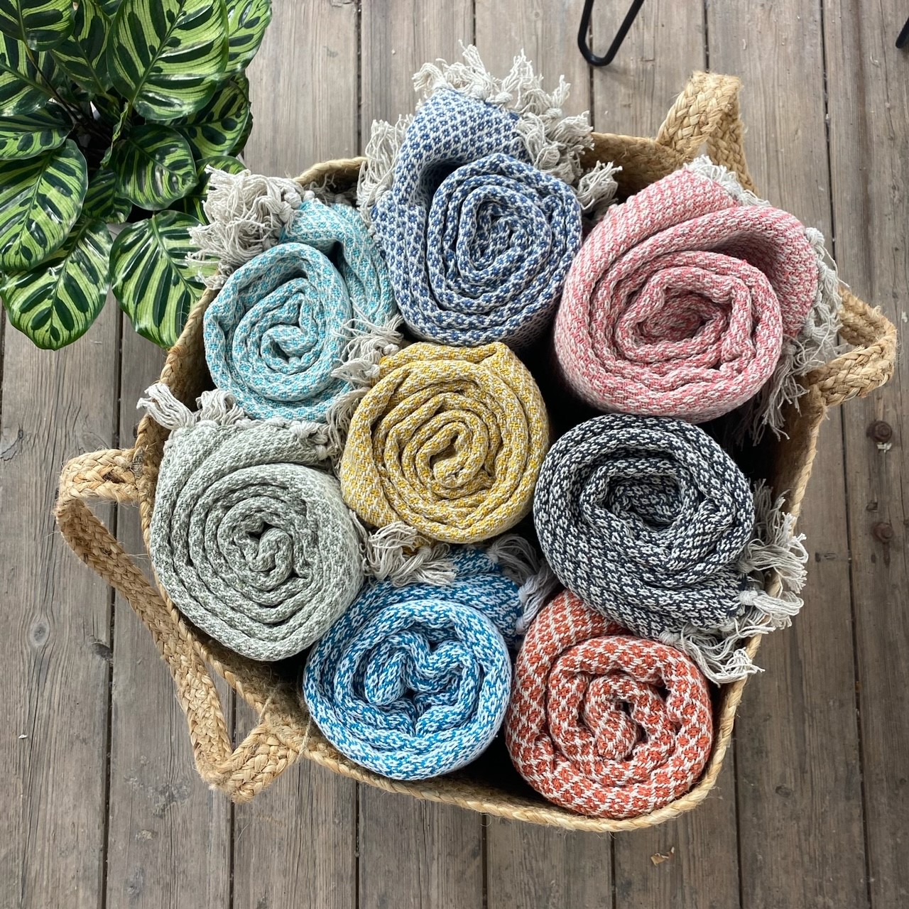 Cosy Fairtrade Pina Throws 100% cotton Blankets 130cm x 150cm